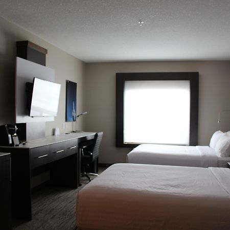 Holiday Inn Express & Suites Cold Lake By Ihg Kültér fotó