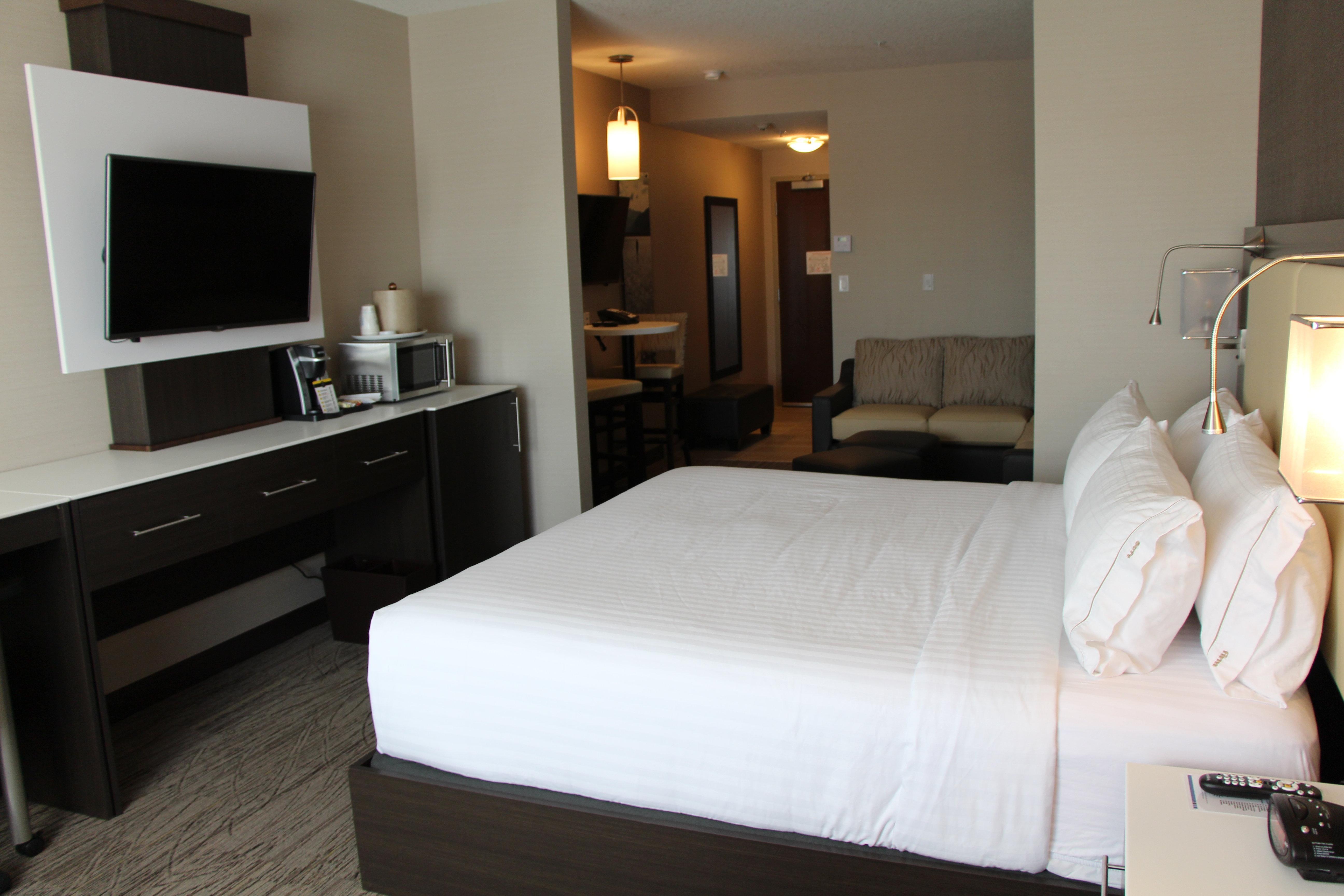 Holiday Inn Express & Suites Cold Lake By Ihg Kültér fotó