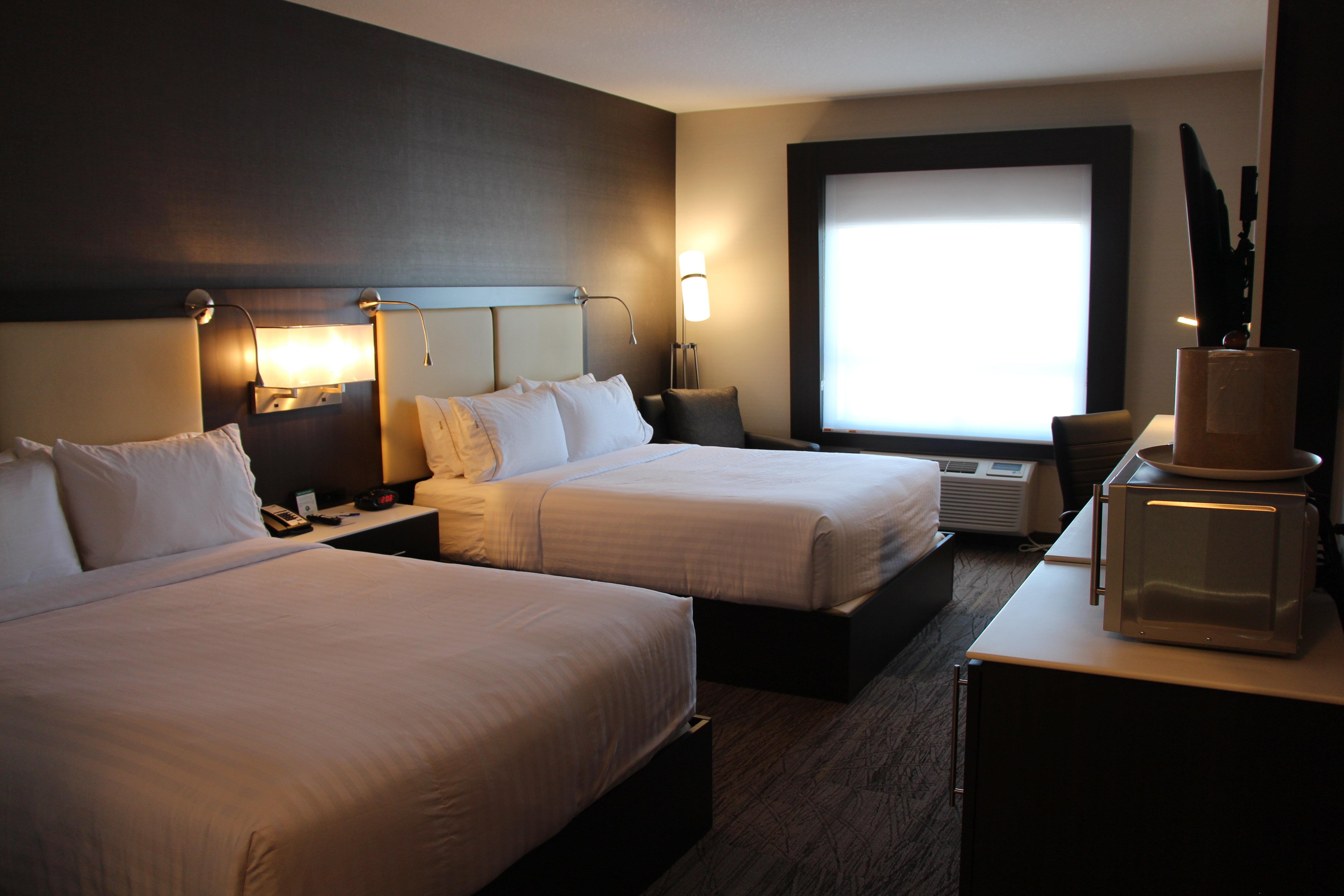 Holiday Inn Express & Suites Cold Lake By Ihg Kültér fotó