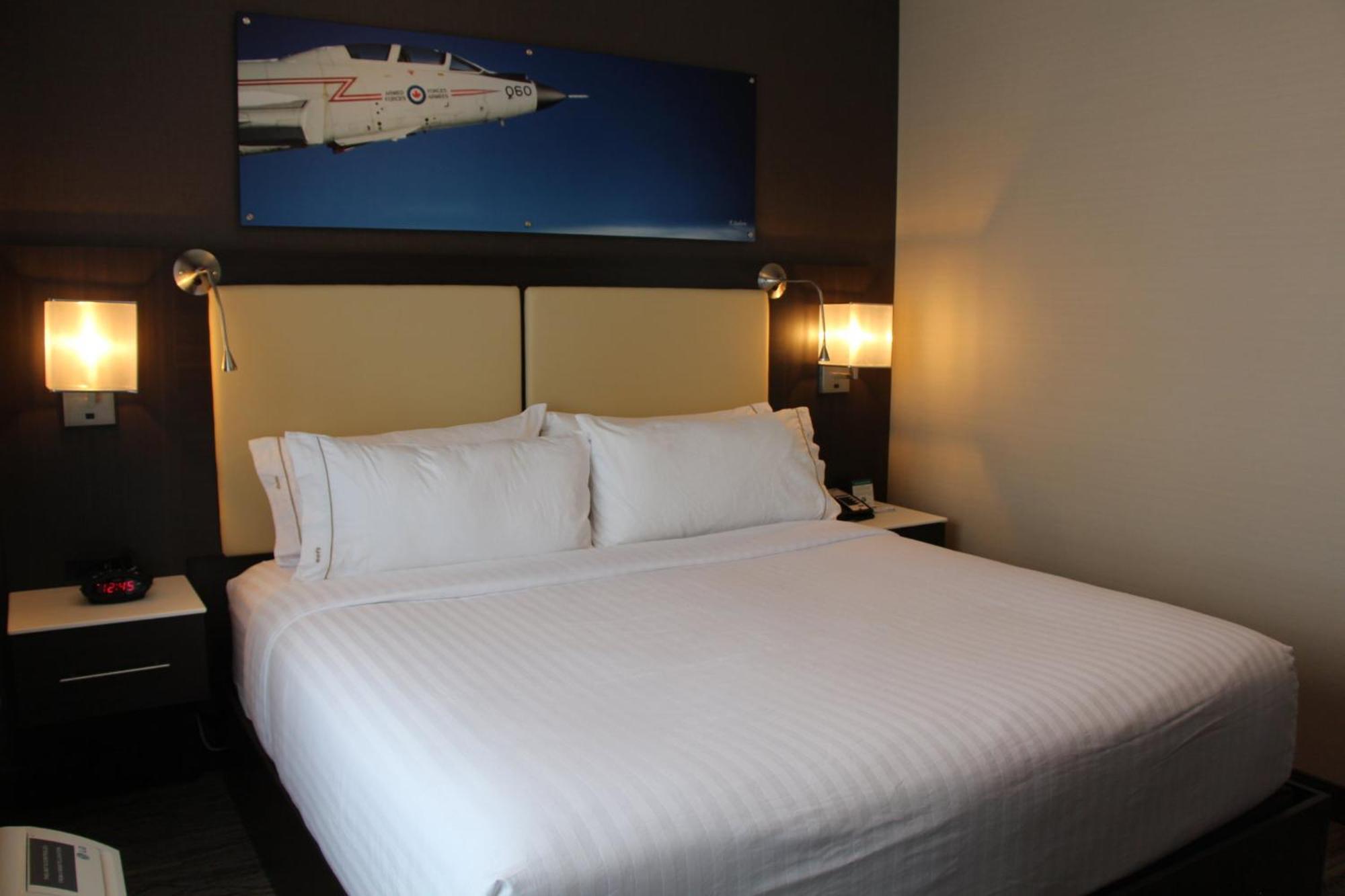 Holiday Inn Express & Suites Cold Lake By Ihg Kültér fotó